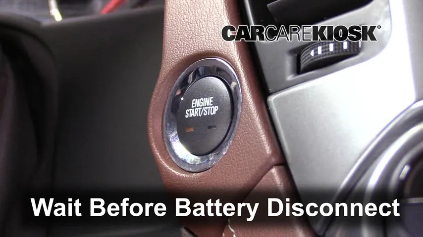 2018 Chevrolet Tahoe Premier 6.2L V8 FlexFuel Batterie Changement